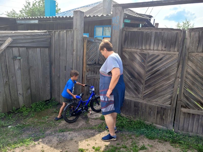 Жительница г. Иланский поблагодарила полицейских за возвращение ее опекаемому внуку похищенного велосипеда